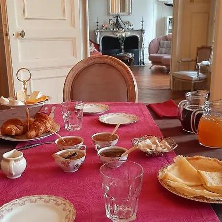 La Belle Boulonnaise Bed & Breakfast *