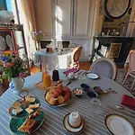 Oda ve Kahvaltı La Belle Boulonnaise 3*